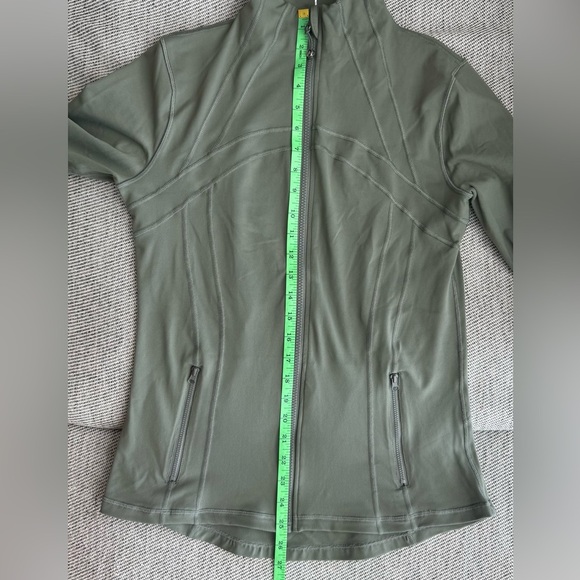 QUEENIEKE Running Jacket is Cottony-Soft with Full Zip Slim Fit Size L - Picture 12 of 13
